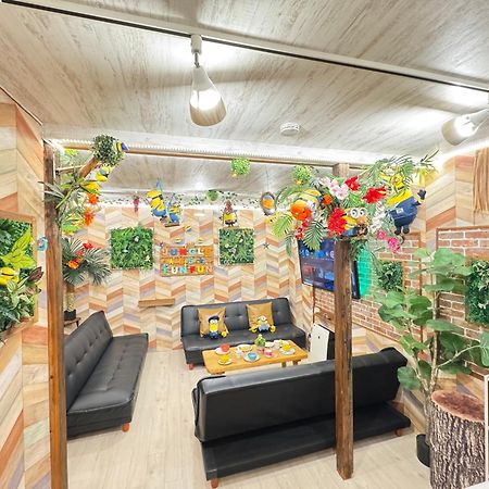 New Open Hotel Jungle Fun Fun J5 Coin Parking 500Yen For 24Hours Usj10 Minutes أوساكا المظهر الخارجي الصورة